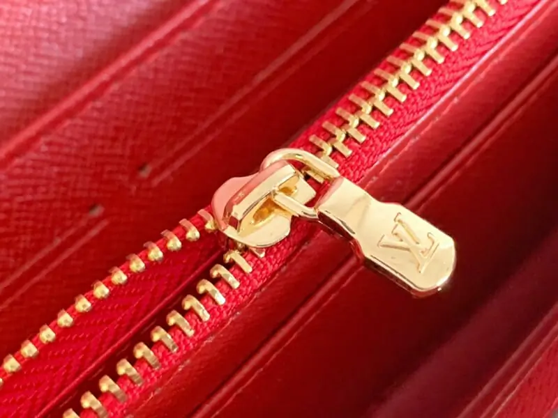 louis vuitton lv portefeuille s in red pour femme s_a5b5354